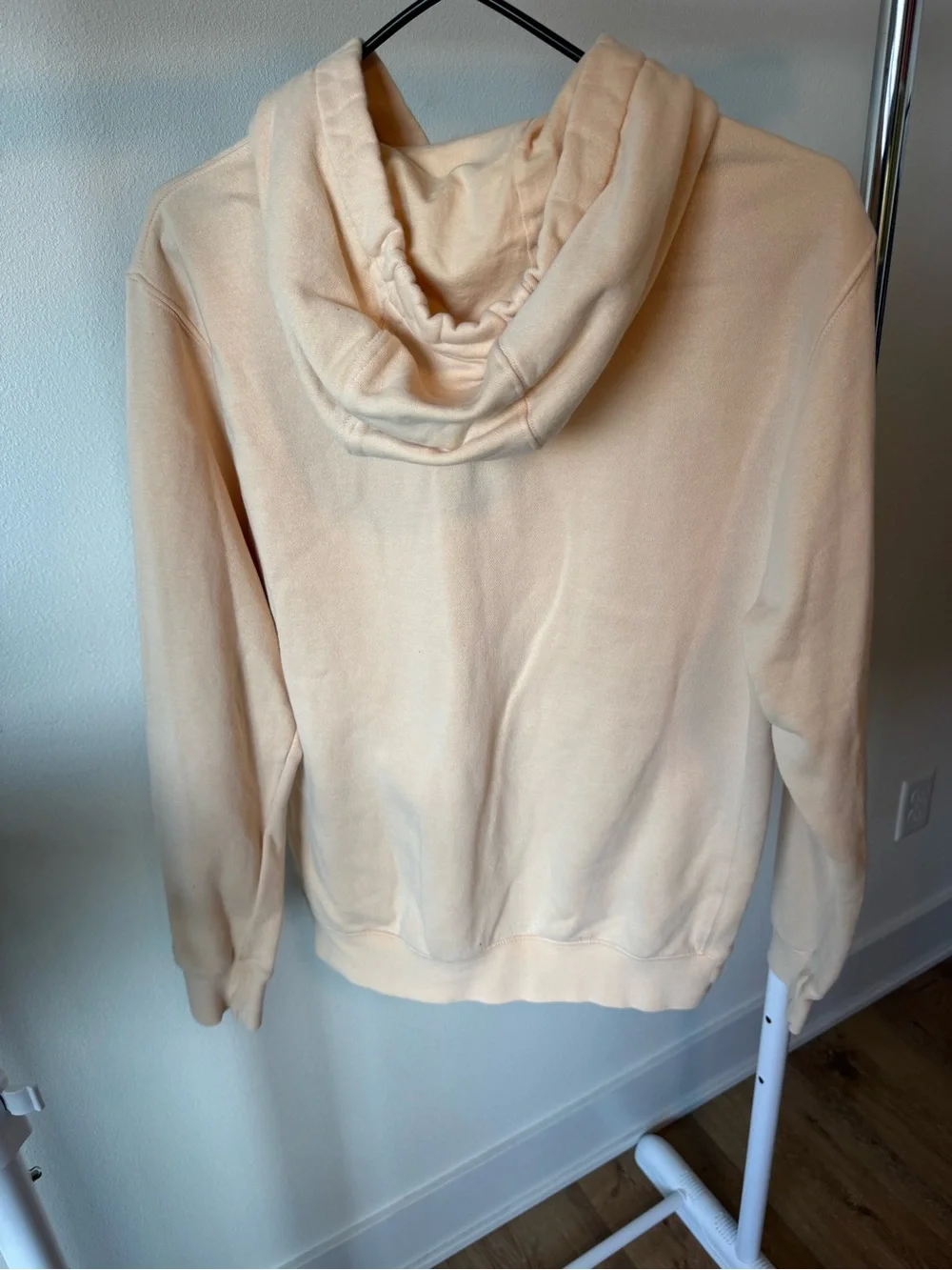 Nike Club Fleece Pullover Hoodie Peach size Small